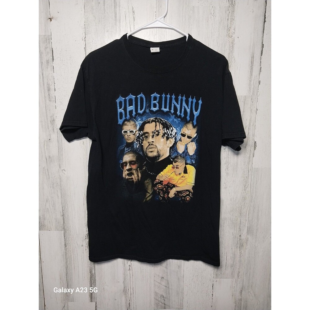 Bad Bunny 2022 El Ultimo Tour Del Mundo Graphic Concert T Shirt Mens Med Black